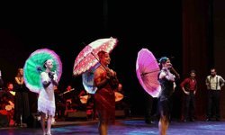 Muğla'da Nostalji rüzgârı: 70'ler ve 80'lerin film müzikleri büyüledi