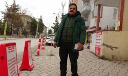 'Mülküm' diyerek kaldırımı dubalarla kapattı