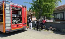 Ocakta unutulan çaydanlık yandı