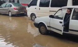 Ödemiş'te sağanak yağış hayatı olumsuz etkiledi