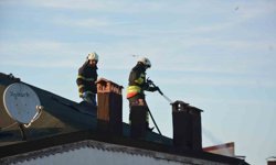 Ordu'da 5 katlı binanın çatısında yangın