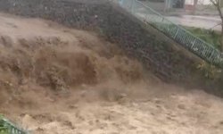 Osmaniye'de yağış felaketi: Yollar kapandı, ulaşım aksadı