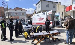 Otomobilin çarptığı yaya yaralandı