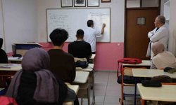 Özenti davranışta süreklilik kişilik bozukluğunun habercisi olabilir