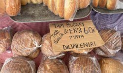 Pazarda etiketsiz ve ambalajsız ekmek satan esnaf hakkında işlem yapıldı