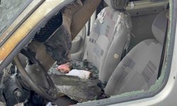 Polis kontrol noktasına metreler kala faciadan dönüldü, yanan araçtan sürücü son anda kurtarıldı