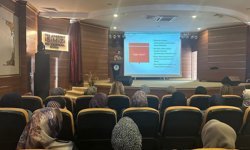 Pursaklar'da toplumsal değerlerin korunması ve bilinçli medya kullanımına yönelik seminer