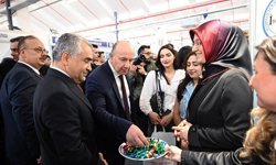 Rektör Kibar'dan gençlere kariyer vurgusu