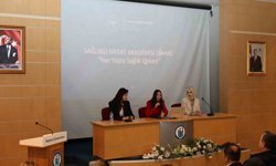 Sağlıklı Hayat Merkezi hizmetleri hemşirelik öğrencilerine tanıtıldı
