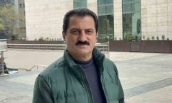 Samsunlu türkücü Tatlıses'e benzerliğiyle ilgi odağı oldu