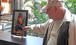 Sanatla üretip çocuklar için bağışlıyorlar: 84 yaşında örnek dayanışma