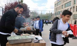 Şanlıurfa'da öğrencilere moral kebabı