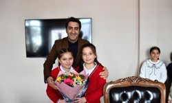 Sarıkamışlı öğrencilerden 'Oyuncu Beyinler' turnuvasında gururlandıran başarı