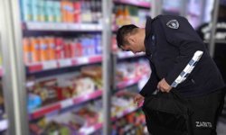 Şehzadeler'de kırsal mahalle marketlerine sıkı denetim