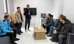 Şemdinli'de polislere pasta sürprizi