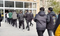 Siber dolandırıcılık operasyonunda 15 kişi tutuklandı