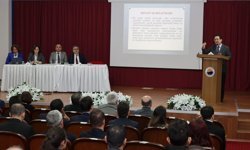Sinop'ta 'Kamu Yönetiminde Güncel Konular' paneli