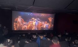 Şırnak Belediyesi'nden miniklere sinema sürprizi