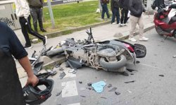 Sultangazi'de yasağı dinlemeyip dönmeye çalıştı, motosikletliye böyle çarptı