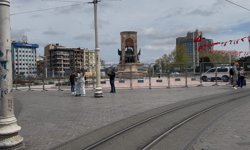 Taksim Meydanı ve İstiklal Caddesi'ne çıkan yollarda 1 Mayıs tedbirleri