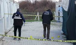 Tartıştığı dini nikahlı eşi ile bacanağına kurşun yağdırdı