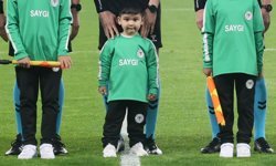 Tavaslı minik Mehmet için Konyaspor-Fenerbahçe maçının seremonisinde farkındalık oluşturuldu