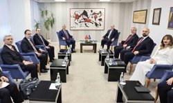 Ticaret Bakanı Bolat, Kosova Başbakanı Kurti ile bir araya geldi