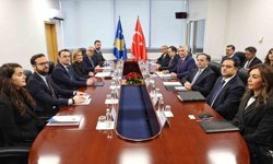 Ticaret Bakanı Bolat, Kosovalı mevkidaşıyla görüştü