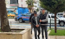 Tır dorsesindeki hasarlı araçta 2.7 kilo uyuşturucu ele geçirildi