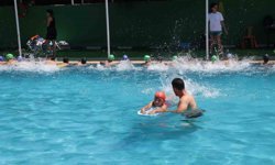 Turgutlu'da 2. dönem yüzme kayıtlarına yoğun ilgi