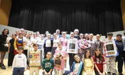 Turgutlu'da minik oyuncular büyüledi