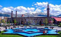 Ülke genelinde sıcaklık düşecek: Erzurum yine üşüyecek