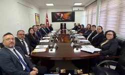 Vali Turan: 'Sosyal devlet anlayışının en önemli unsurlarından biri ihtiyaç sahibi vatandaşlara zamanında ulaştırılan mekanizmalardır'