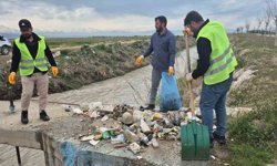Van Gölü'nün sessiz kahramanları için yol temizliği