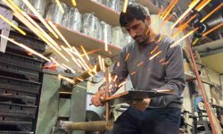 Van'da kışın uzaması semaver ve mangal sezonunu geciktirdi