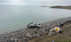 VASKİ'ye ait vinç kaza yaptı: 1 yaralı