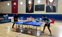 Vezirköprü'de sağlık çalışanları masa tenisi turnuvası