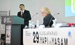 Yıldırım geleceği inşa ediyor