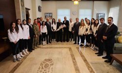 Yıldırım'dan Türkiye Şampiyonası'na katılacak voleybolculara tebrik