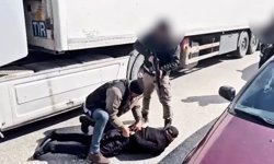 Yüksekova'da zehir tacirlerine ağır darbe: 211 kilogram uyuşturucu ele geçirildi