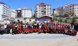 75 öğrenci trafik parkında kuralları uygulamalı öğrendi