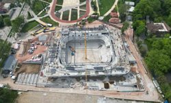 Atatürk Spor Salonu hızla yükseliyor