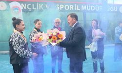 Avrupa Şampiyonu ve ikincisine coşkulu karşılama
