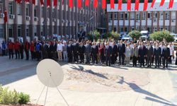 Aydın'da Gençlik Haftası, çelenk töreniyle başladı