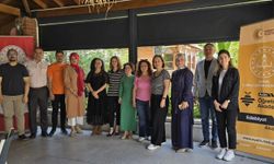 Aydın'da 'Maarifin Kalemleri' söyleşisi yoğun ilgi gördü