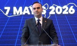 Bakan Kacır: 'Ülkemiz en az 5 üretim tesisiyle yıllık 20 gigavatın üzerinde güneş hücresi üretim kapasitesine erişecek'