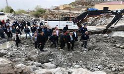 Beytüşşebap'taki sel bölgesinde inceleme