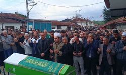 Bilecik siyasetinin unutulmaz isimlerinden Nazmi Ceyhan son yolculuğuna uğurlandı
