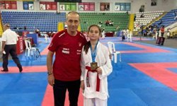 Bilecikli karateciden gümüş madalya