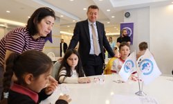 Bilecik'te 60 öğrenci zekâ oyunlarında kıyasıya yarıştı